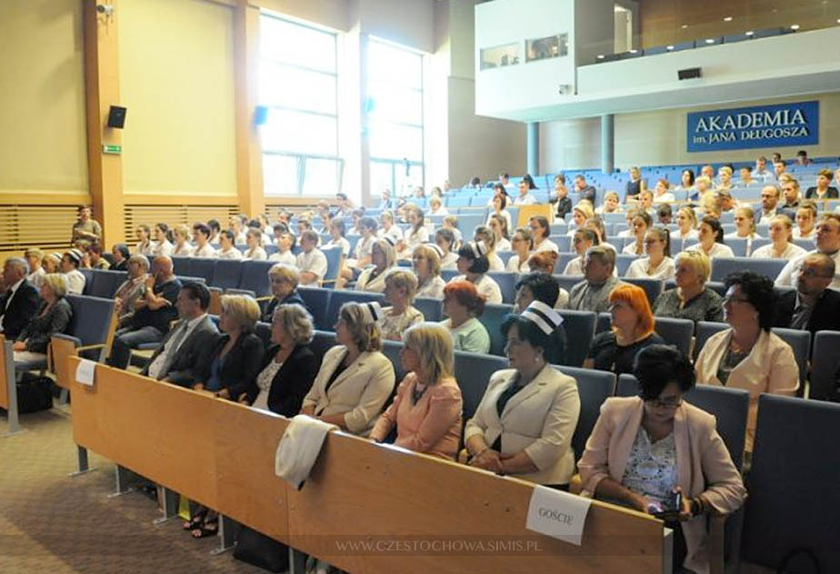 Pierwsi studenci na pielęgniarstwie