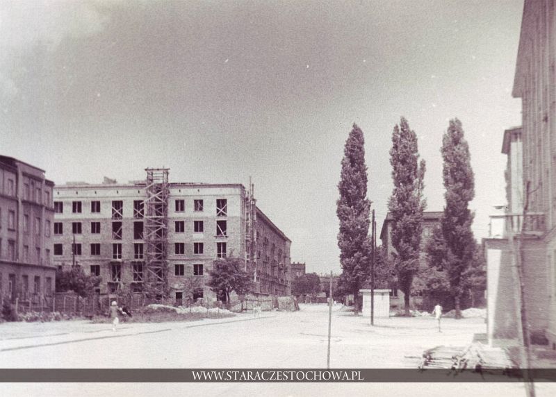 Częstochowa na starej fotografii, w budowie lata 50-te, ul. Sobieskiego