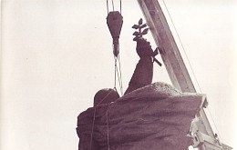 Rozbiórka Pomnika Wdzięczności