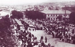 Kramy przed Jasną Górą