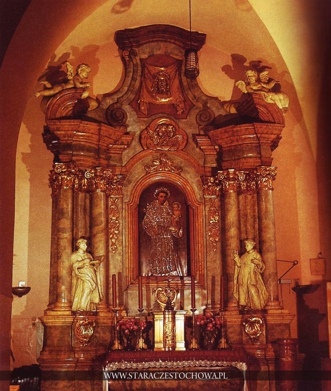 Ołtarz główny w kościele św. Zygmunta w Czestochowie