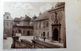 Główny dziedziniec