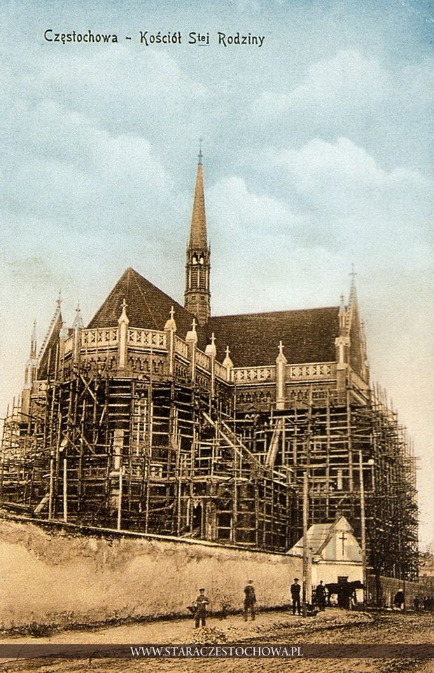 Katedra częstochowska w trakcie budowy. Widok od strony ulicy Krakowskiej