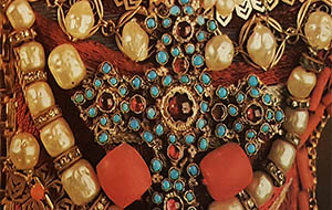 Zawieszenie z sukienki