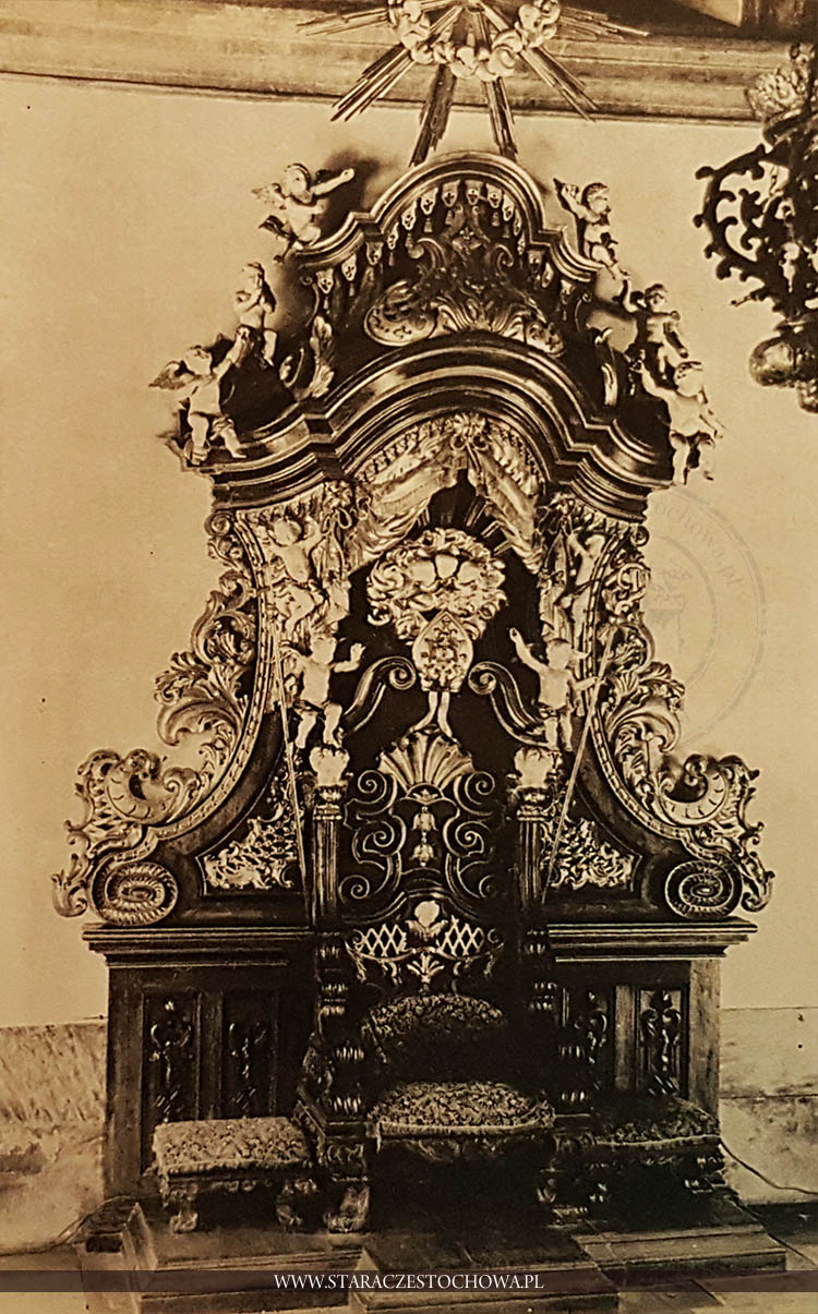 Neobarokowy tron Celebransa w prezbiterium Bazyliki