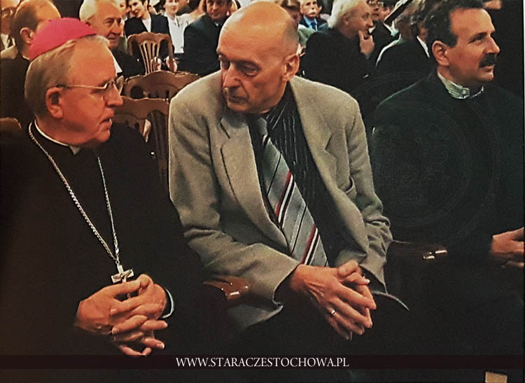 Uczestnicy sympozjum, Abp Stanisław Nowak, prof. Andrzej Jurga, Stanisław Markowski