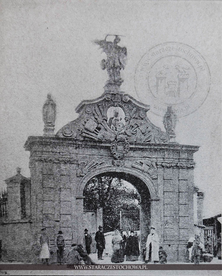 Brama Lubomirskich na Jasnej Górze w Częstochowie